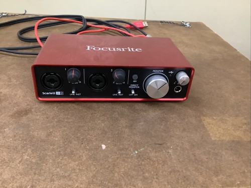 Focusrite scarlett 2i2 - focusrite,