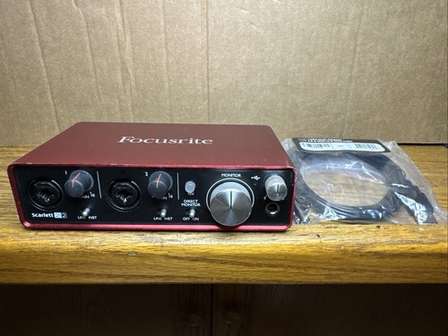 Focusrite scarlett 2i2 2nd - scarlett,