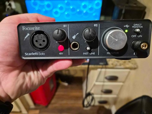 Focusrite scarlett solo - focusrite,