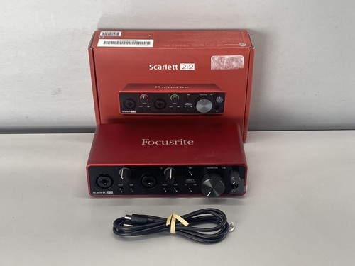 Focusrite scarlett 2i2 - scarlett,