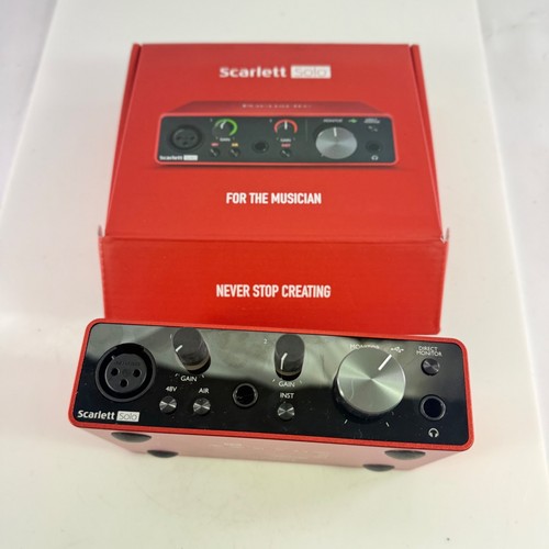Focusrite scarlett solo 4th - focusrite,