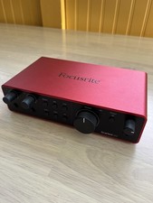 Focusrite Scarlett 2i2 USB